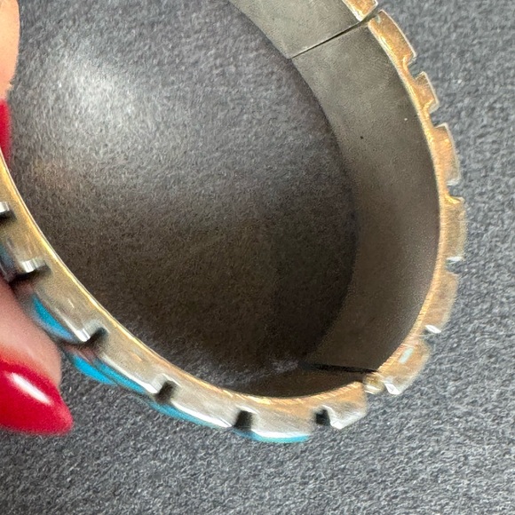 Vintage Sterling silver and turquoise hinged bracelet - Picture 11 of 15